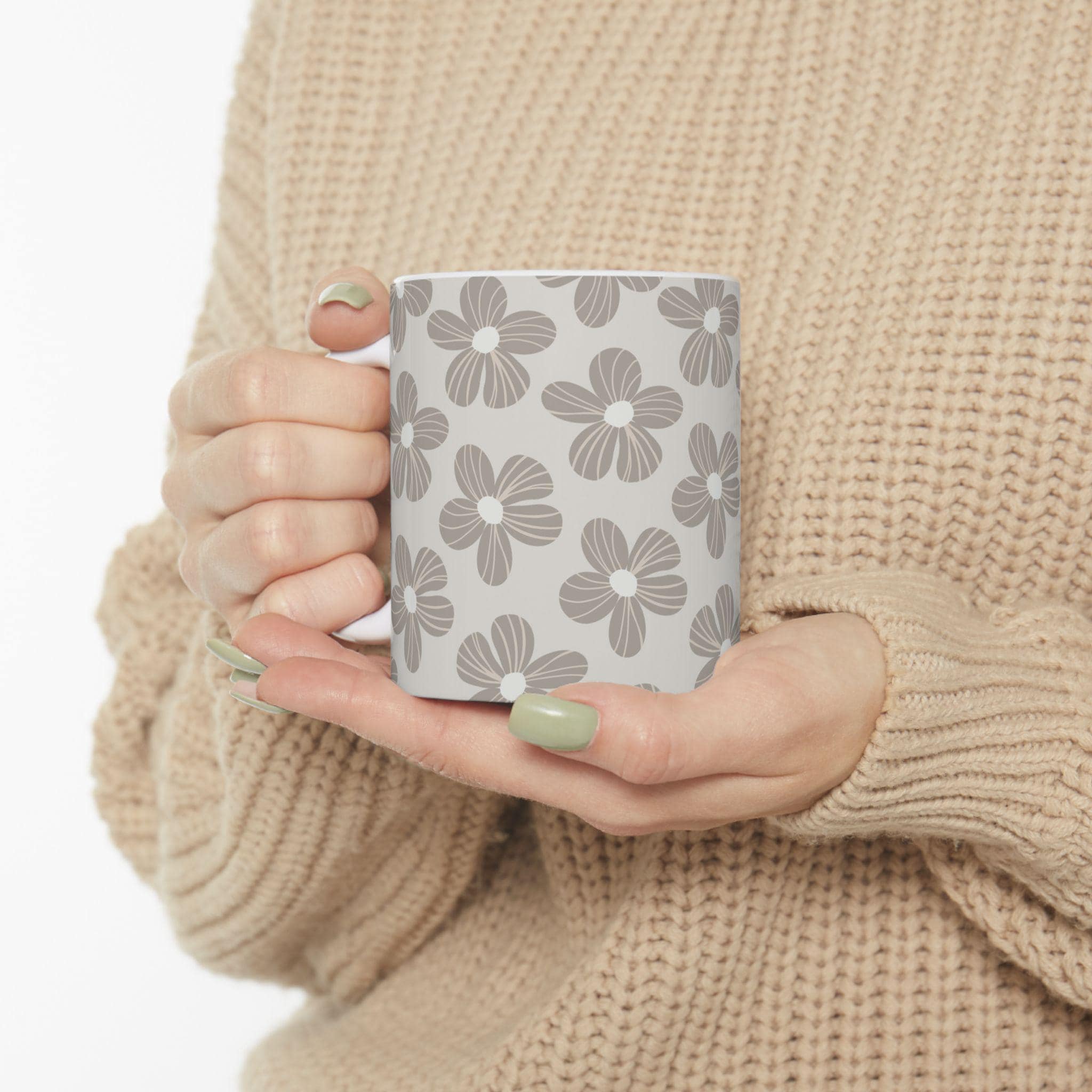 Minimalist Floral Mug, Neutral Flower Coffee Mug, Aesthetic Daisy Mug