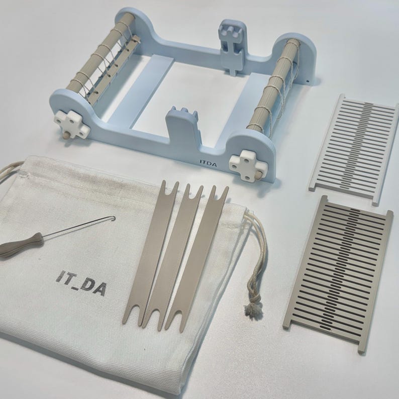 Custom Color-block Mini Loom: Build Your Own Weaving Loom (1,000 Color ...