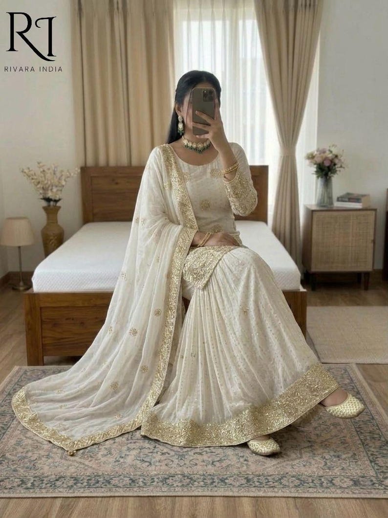 Traje Sharara blanco de diseñador premium Salwar Kameez con dupatta, conjunto de 3 piezas, confeccionado, vestido de novia punjabi, Sharara para mujer, traje pakistaní imagen 2