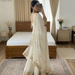 Traje Sharara blanco de diseñador premium Salwar Kameez con dupatta, conjunto de 3 piezas, confeccionado, vestido de novia punjabi, Sharara para mujer, traje pakistaní imagen 3