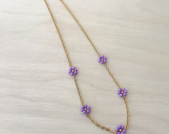 Lilac Purple Daisy Necklace, Flower Necklace, Dainty Necklace