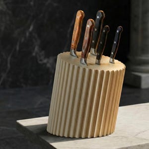 Suporte para facas moderno com textura canelada – Organizador minimalista para bancada de cozinha Bege