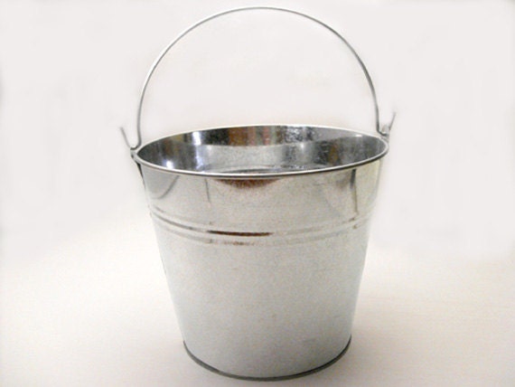 Silver Galvanized Bucket 3 Metal Bucket, Small Pail, Party Favor Bucket,  Wedding Favor Bucket, Rustic Wedding Decor, Bucket Planter 