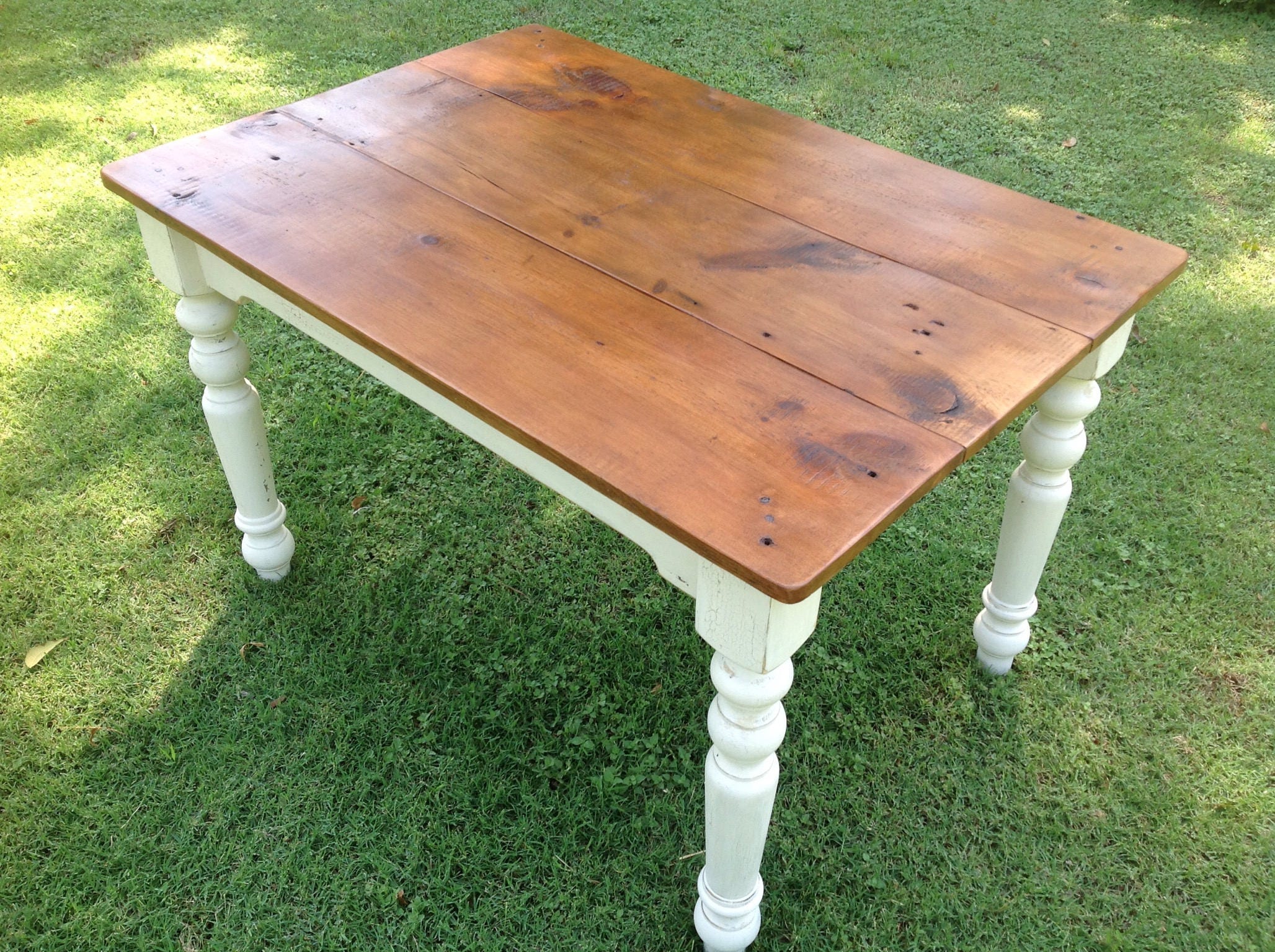 Petite farmhouse table deals