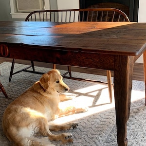 The Vaucluse French Harvest Farmhouse Table Handmade with Reclaimed Barn Wood imagem 5