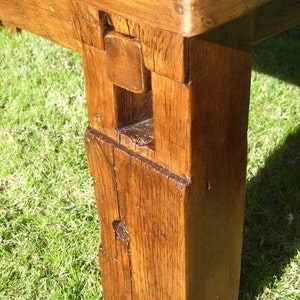 The Bartlett Barn Beam Coffee Table Handmade with Reclaimed Wood by Arcadian Cottage Bild 2