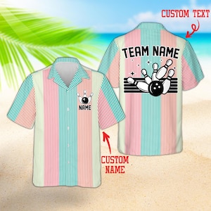 Camisa hawaiana de bolos personalizada, camisa de bolos con nombre de equipo personalizado, jersey de bolos retro a rayas pastel, regalo para jugador de bolos, camisa unisex con botones