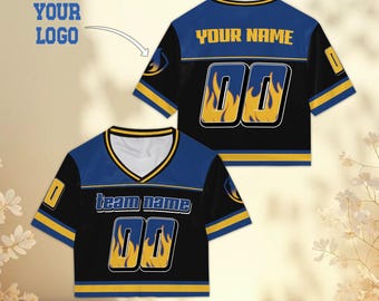 Kundenspezifisches Fußball-Trikot Personalisiertes Namesnummer-Team-Logo, Flammen-Design-Sport-Jersey, Unisex-Spieltag-Shirt, maßgeschneidertes Sportgeschenk