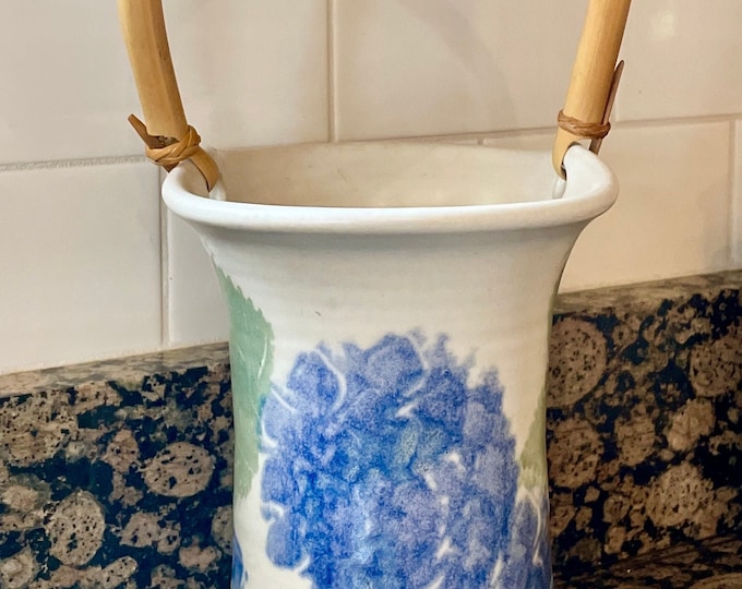 Wine Caddy/vase by the Chatham Pottery, Cape Cod, Hydrangea Pattern