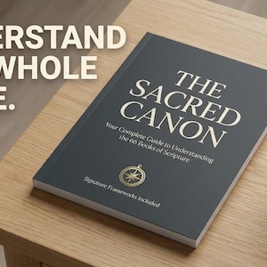Peut inclure: Un livre gris foncé intitulé The Sacred Canon avec le sous-titre Your Complete Guide to Understanding the 66 Books of Scripture et le texte Signature Frameworks Included. Le texte Understand the Whole Bible est visible à gauche.