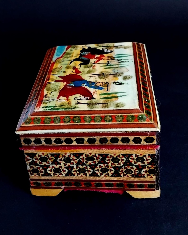 Vintage Persian Khatam Jewellery/ Trinket box- handpainted with micro-mosaic image 13