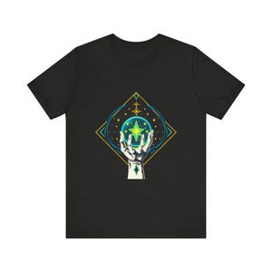 T-Shirt mit leuchtendem Kristallmotiv, himmlisch-mystisches Geschenk Bild 7