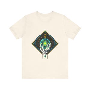 T-Shirt mit leuchtendem Kristallmotiv, himmlisch-mystisches Geschenk Bild 4