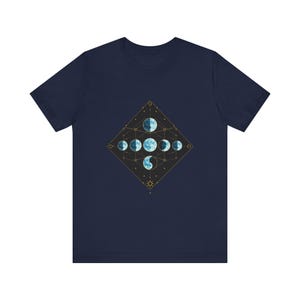 T-Shirt mit Mondphasen-Motiven, himmlisch-mystisches Geschenk Bild 6
