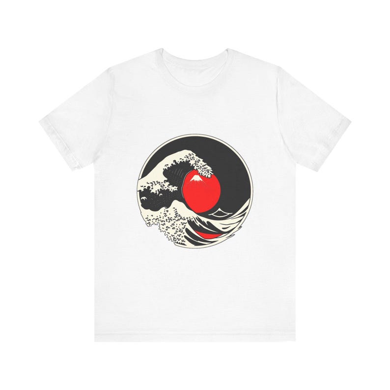 Great Cresting Wave Mount Japanese Ukiyo-e T-Shirt, Japanese Art Tee, Japanese Art Gift image 1