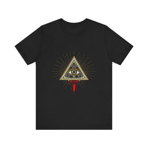 T-Shirt mit dem Motiv des allsehenden Auges – himmlische Mystik, mystisches Geschenk Bild 1