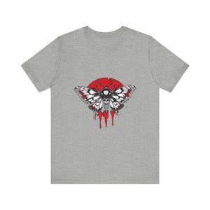 T-Shirt mit Mottenschädel-Flügeln im Grunge-Stil, trendiges Grunge-Shirt, alternatives Streetwear-Geschenk Bild 10