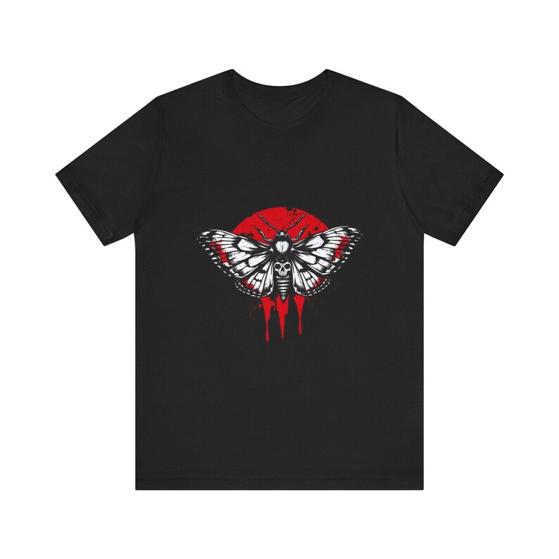 T-Shirt mit Mottenschädel-Flügeln im Grunge-Stil, trendiges Grunge-Shirt, alternatives Streetwear-Geschenk Bild 3