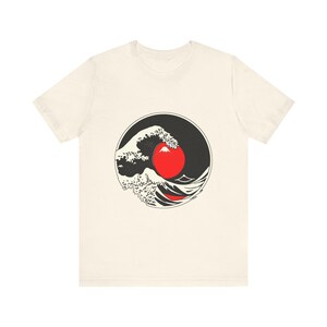 Great Cresting Wave Mount Japanese Ukiyo-e T-Shirt, Japanese Art Tee, Japanese Art Gift image 4