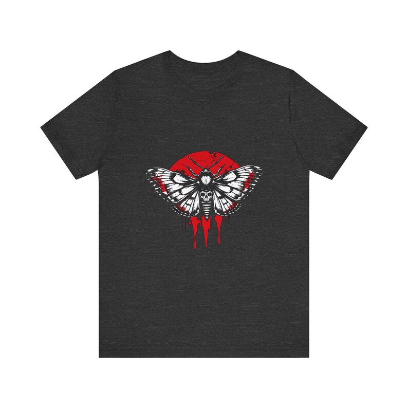 T-Shirt mit Mottenschädel-Flügeln im Grunge-Stil, trendiges Grunge-Shirt, alternatives Streetwear-Geschenk Bild 11