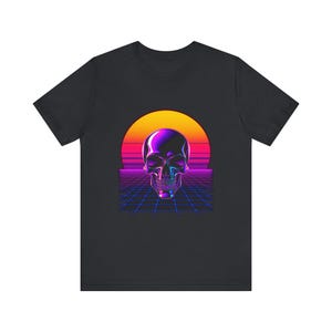 Chrome Skull Neon Perspective Synthwave Retro 80er T-Shirt, Synthwave Retro Tee, Retrowave Geschenk Bild 9