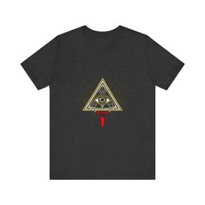 T-Shirt mit dem Motiv des allsehenden Auges – himmlische Mystik, mystisches Geschenk Bild 5
