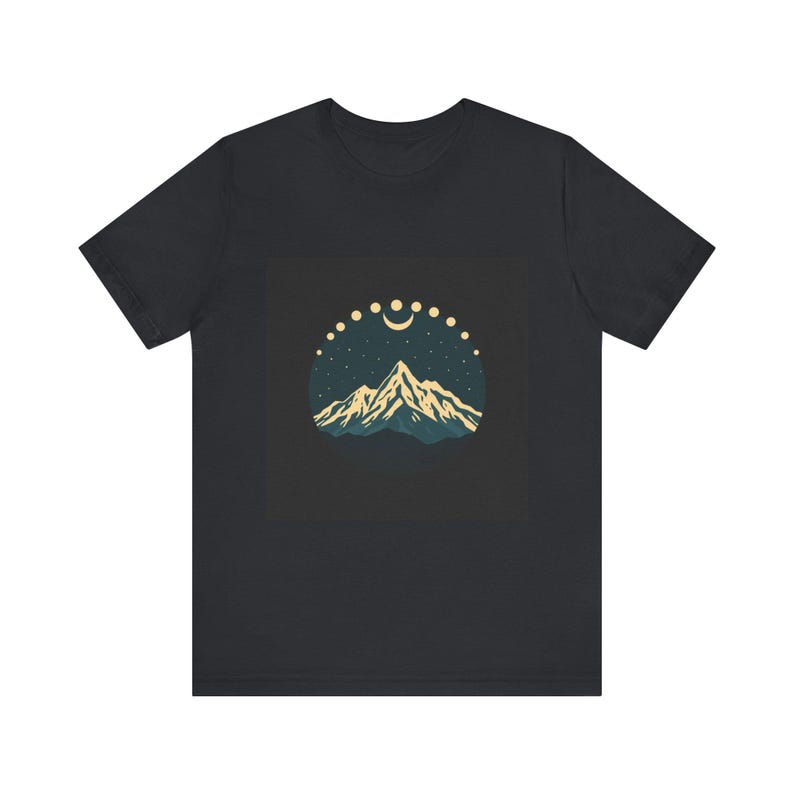 Himmlische Berg Mond T-Shirt, Retro Mond Phasen T-Shirt, Nachthimmel Natur Abenteuer Geschenk Bild 4