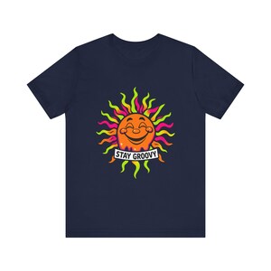 T-Shirt mit schmelzender, lächelnder Sonne im psychedelischen 70er-Jahre-Retro-Stil, psychedelisches 70er-Jahre-T-Shirt, cooles Hippie-Geschenk Bild 12