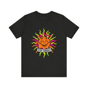 T-Shirt mit schmelzender, lächelnder Sonne im psychedelischen 70er-Jahre-Retro-Stil, psychedelisches 70er-Jahre-T-Shirt, cooles Hippie-Geschenk Bild 7