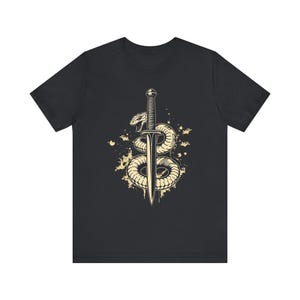 Orm lindad runt dolk Edgy Grunge T-shirt, Edgy Grunge Tee, Alt Streetwear-present bild 9