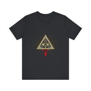 T-Shirt mit dem Motiv des allsehenden Auges – himmlische Mystik, mystisches Geschenk Bild 4