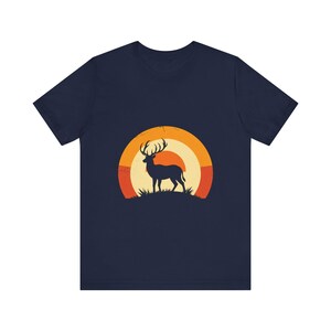 T-shirt rétro avec silhouette d'animaux sauvages, t-shirt graphique vintage, cadeau d'aventure dans la nature image 12