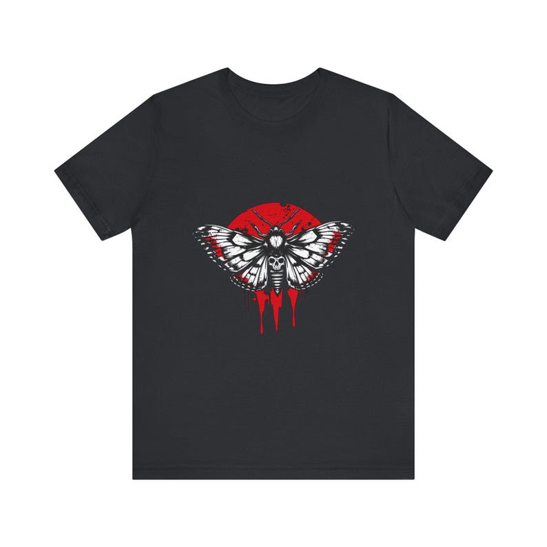T-Shirt mit Mottenschädel-Flügeln im Grunge-Stil, trendiges Grunge-Shirt, alternatives Streetwear-Geschenk Bild 9