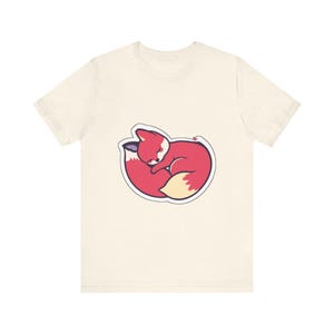 Niedliches T-Shirt mit schlafendem Fuchs im zusammengerollten Zustand, Geschenk für Tierliebhaber Bild 4