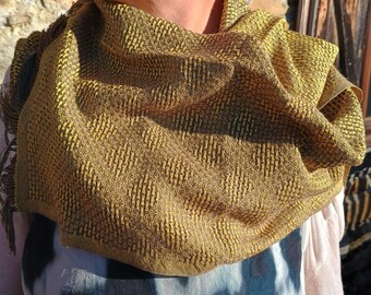 Handwoven golden lace shawl/scarf in 100% silk