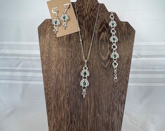 Chainmail Silver and crystal Teal Necklace with Matching Earrings and Bracelet