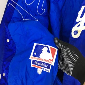 Giacca da stadio vintage dei Kansas City Royals MLB, taglia XL. Giacca ricamata dei Kansas City Royals. Giacca da baseball americana KC Royals, taglia XL. immagine 6