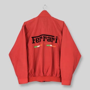 Chaqueta de carreras Ferrari Magneti Marelli vintage de los 90, talla M. Chaqueta con cremallera del equipo de carreras de Fórmula 1 de Ferrari. Chaqueta Harrington del Gran Premio de Ferrari, talla M.