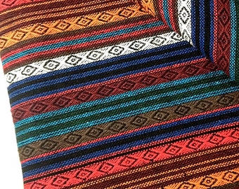 Tecido de algodão tailandês listrado Verada: estampa asteca colorida (1/2 jarda) WF55