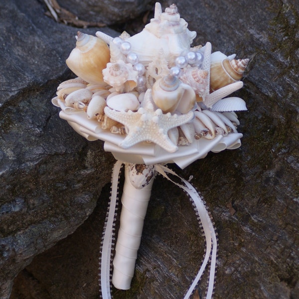 Bridesmaid Seashell Bouquet / Beach Bouquet