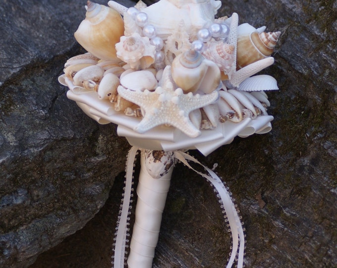 Bridesmaid Seashell Bouquet / Beach Bouquet