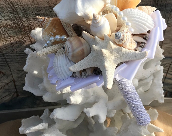 Bridal Seashell Bouquet / Beach Bouquet