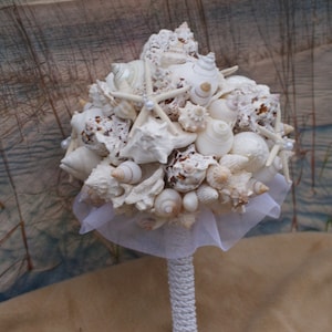 Starfish and Pearl Seashell Bouquet / Ocean Bouquet / Beach Bouquet / Summer Bouquet /  Made to Order