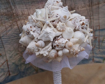 Starfish and Pearl Seashell Bouquet / Ocean Bouquet / Beach Bouquet / Summer Bouquet /  Made to Order