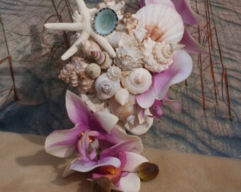 Flower Girl or Jr. Bridesmaid Handheld Seashell and Flower Bouquet / Beach Bouquet