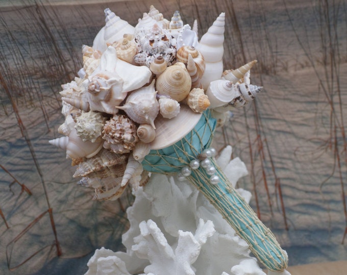 Blue Seashell Bouquet / Beach Wedding/ Destination Wedding/ Seaside Wedding/