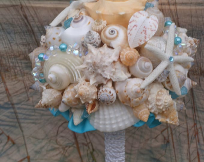 Malibu Blue Turqouise Accent Seaglass and Pearl Seashell Bouquet / Ocean Bouquet / Beach Bouquet / Summer Bouquet /  Made to Order