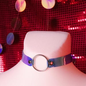 Frostbite - Blue holographic Vegan Leather Choker with O-Ring