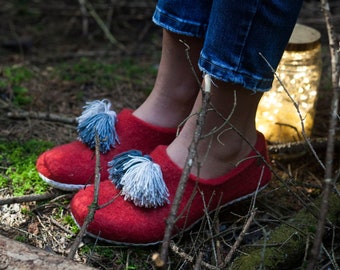 Felted red slippers with tassels for women - Beautiful gift for mom, daughter or grandma