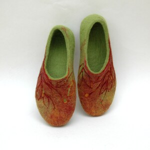 Felted slippers for women in green ad brick red perfect birthday or housewarming gift image 3